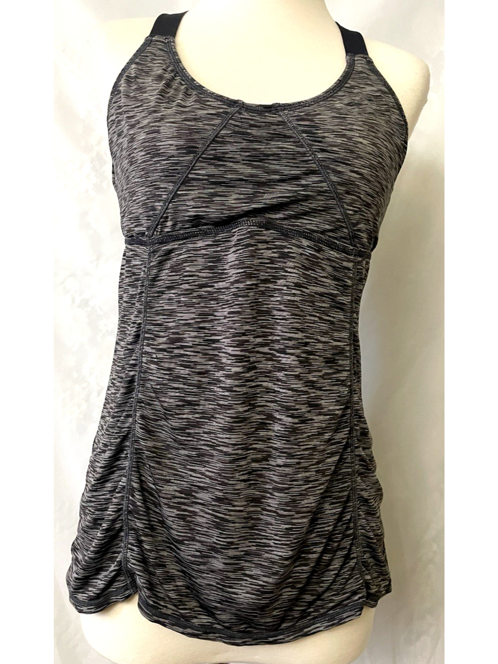 TYR Top Work Out Women’s Size M Gray Strep Back